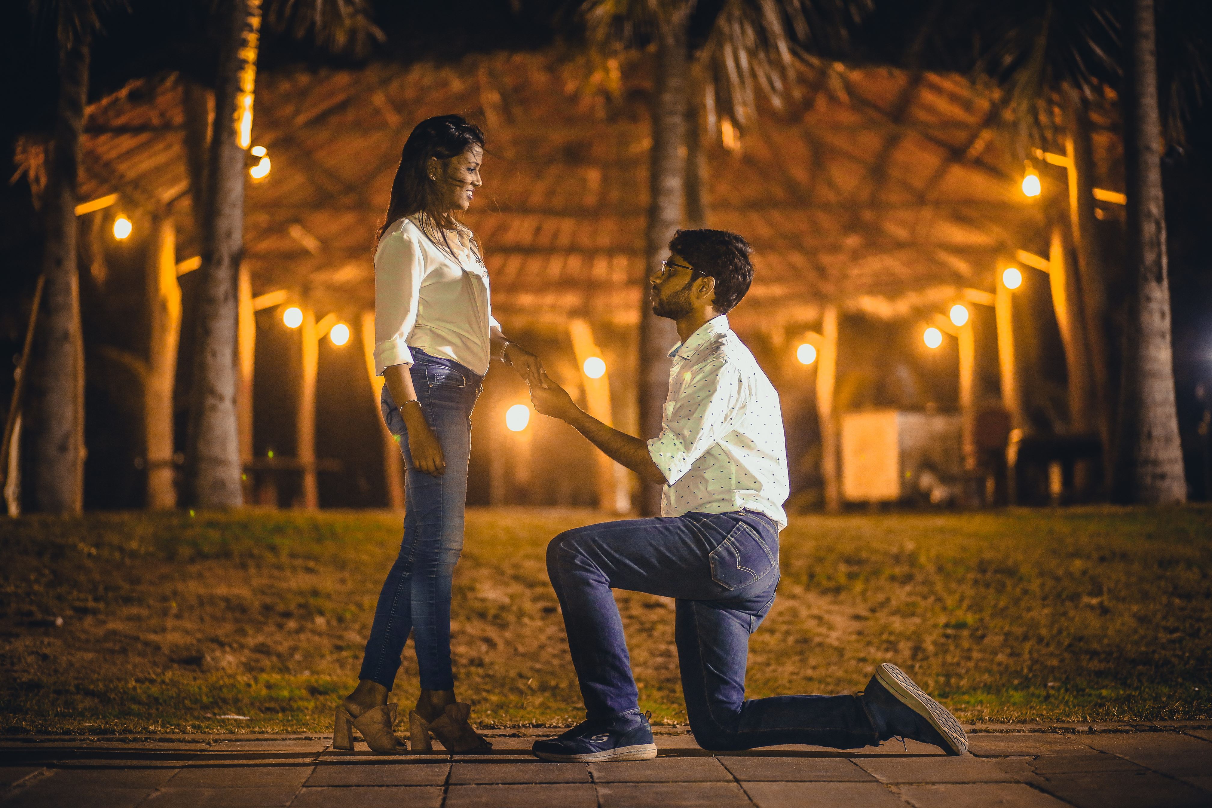 Couple Photography in Kanchipuram and Vellore by Southern Pictures - couple_candid_photography_video_southern_pictures1_kanchi